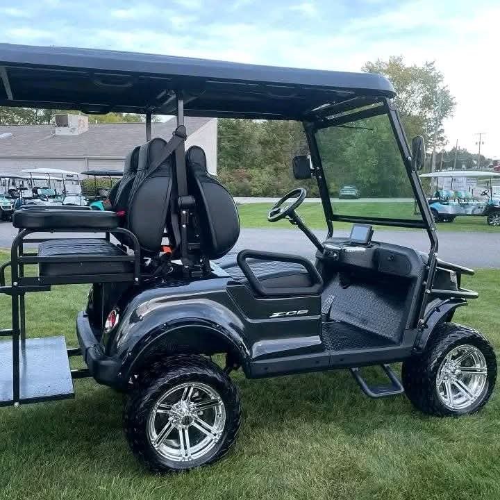 2023 Epic EV E40L 4 SEATER ELECTRIC - Image 7