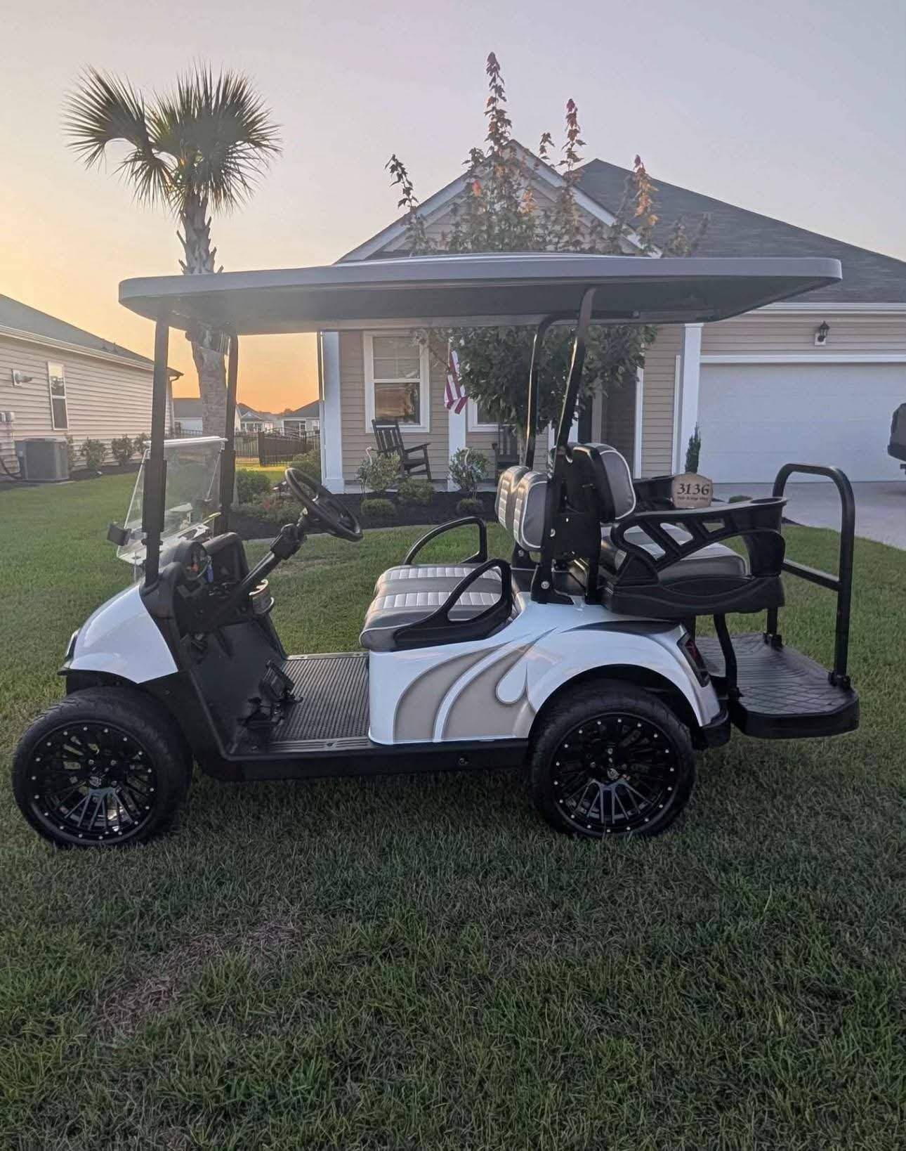 2021 Ezgo RXV Elite Lithium 4 SEATER ELECTRIC - Image 3