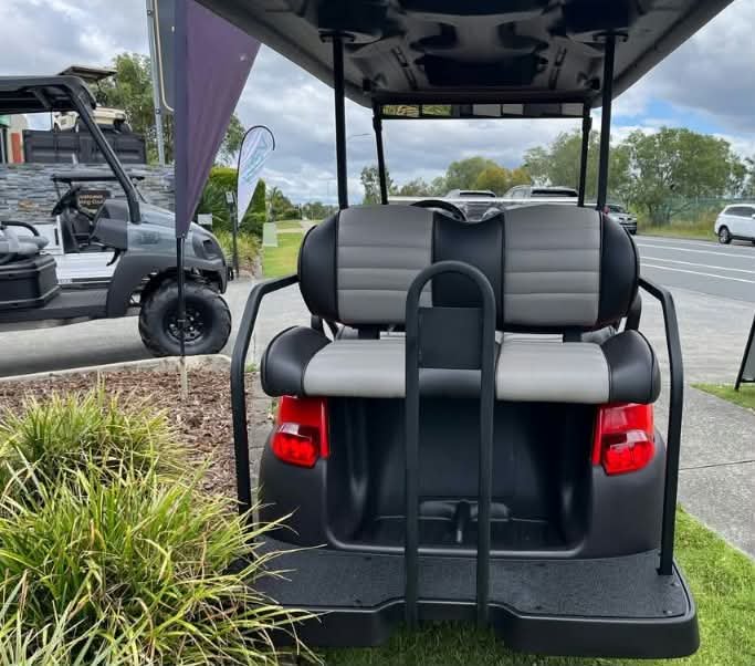 CLUB CAR Onward 4-Pass ECH440 4 SEATER ELECTRIC - Image 6