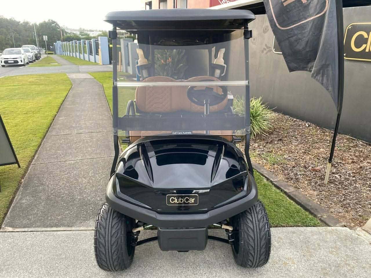 CLUB CAR Onward. 2-Passenger Non-Lifted 2 SEATER GAS - Image 6