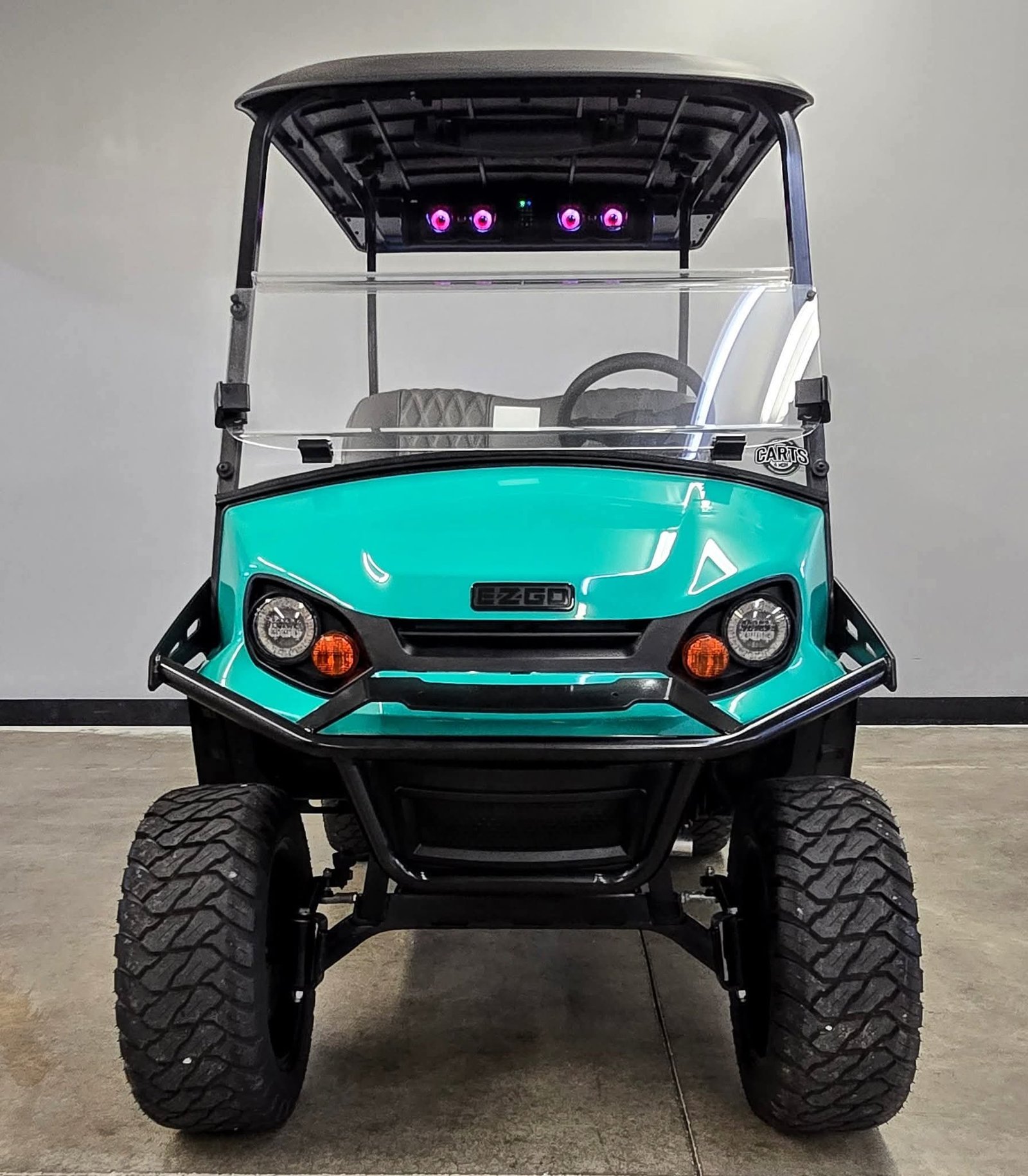 2025 E-Z-GO Express 4 SEATER GAS - Image 3